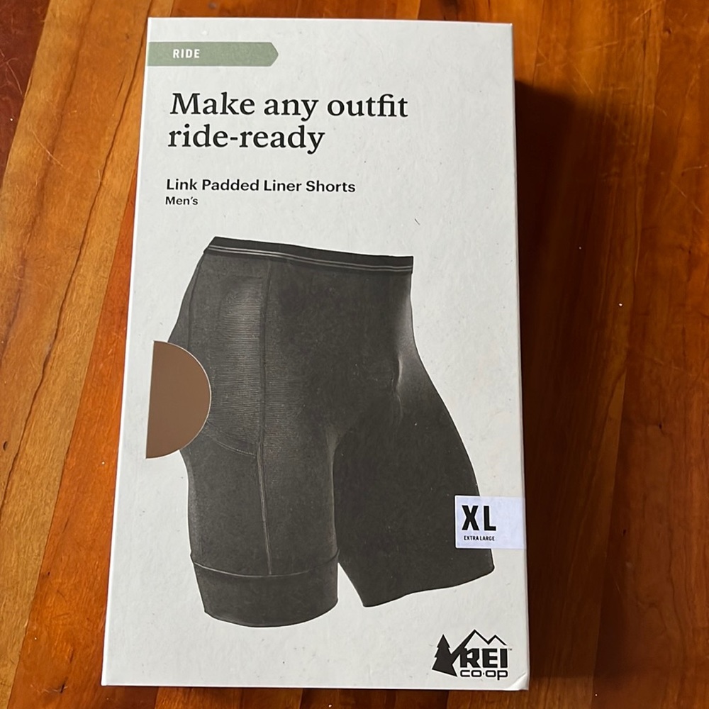 REI co-op MENS padded liner bike shorts XL